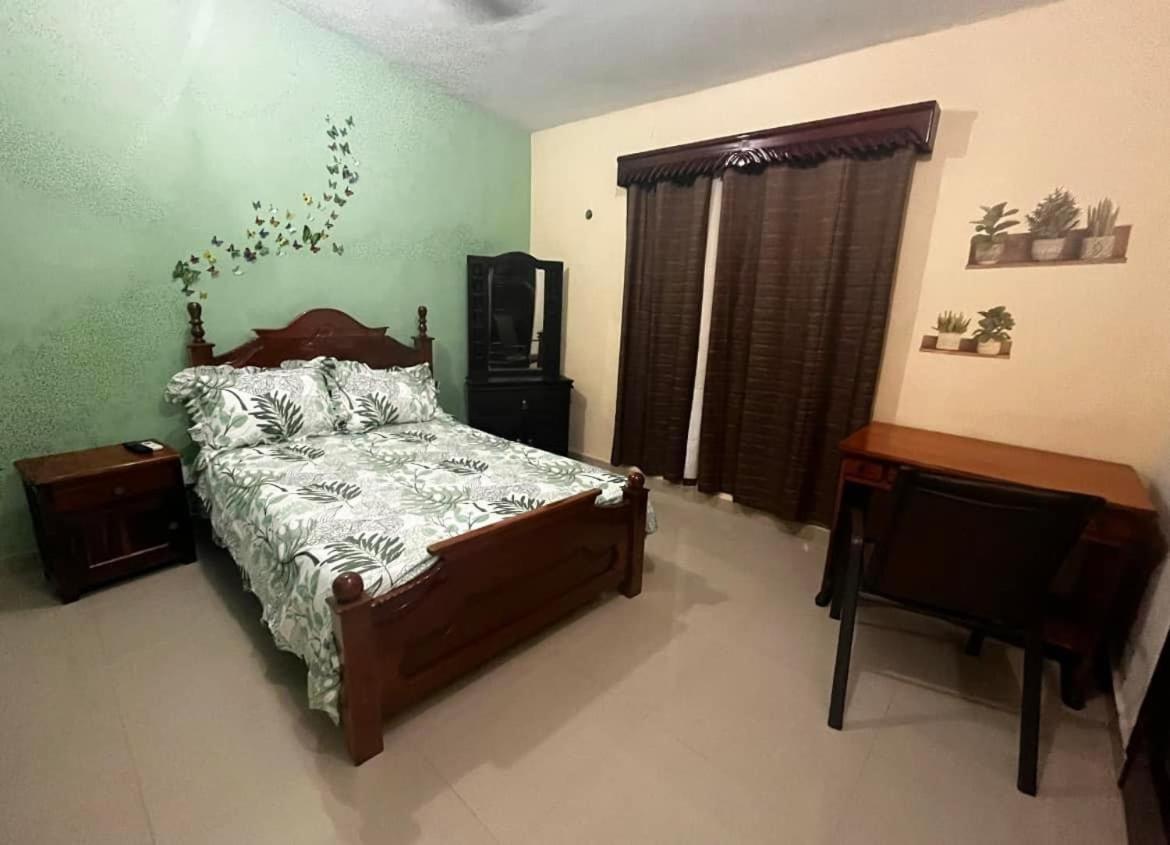 Casa Toledo Chetumal Villa Exterior photo